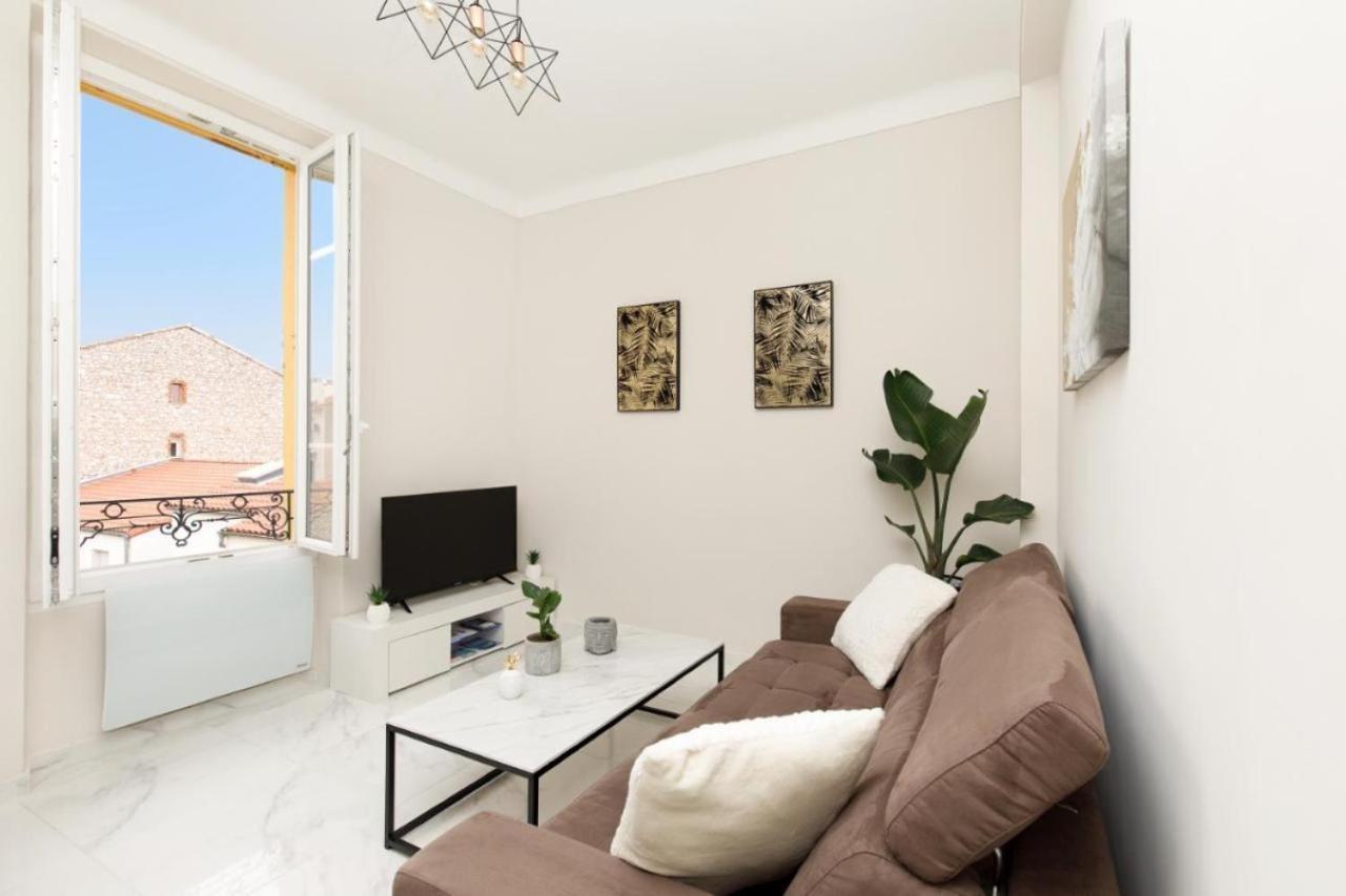 Bright And Elegant Renovated Two Rooms - Near Suquet Cannes Bagian luar foto