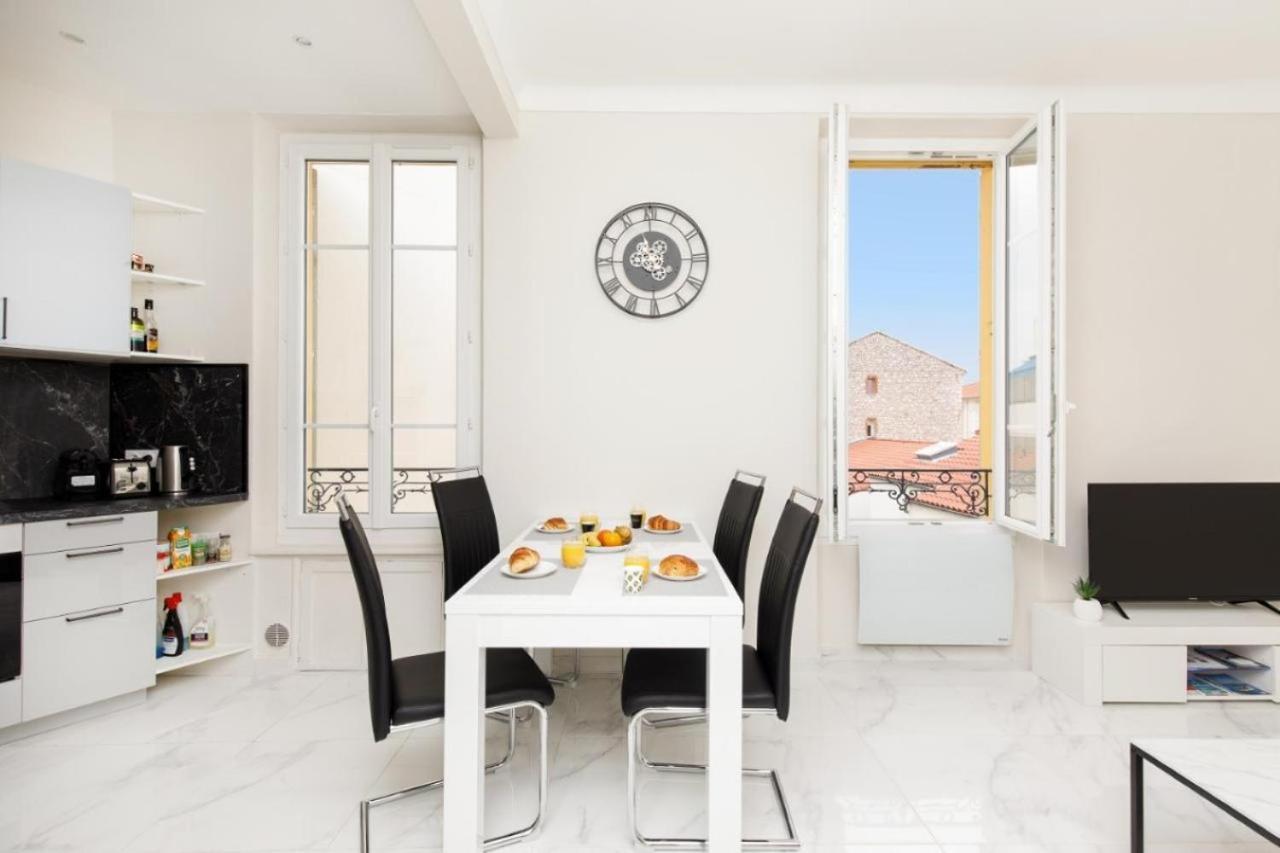 Bright And Elegant Renovated Two Rooms - Near Suquet Cannes Bagian luar foto