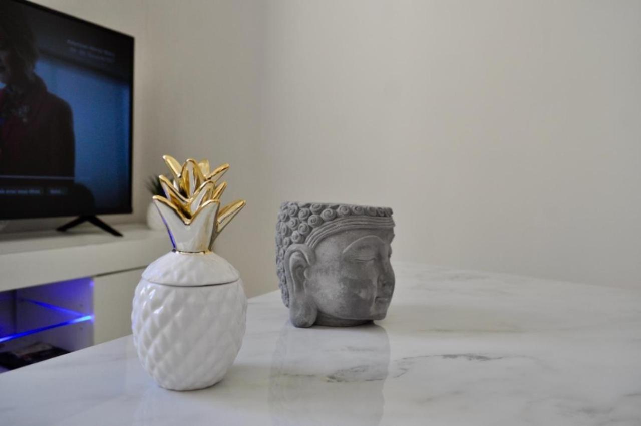 Bright And Elegant Renovated Two Rooms - Near Suquet Cannes Bagian luar foto